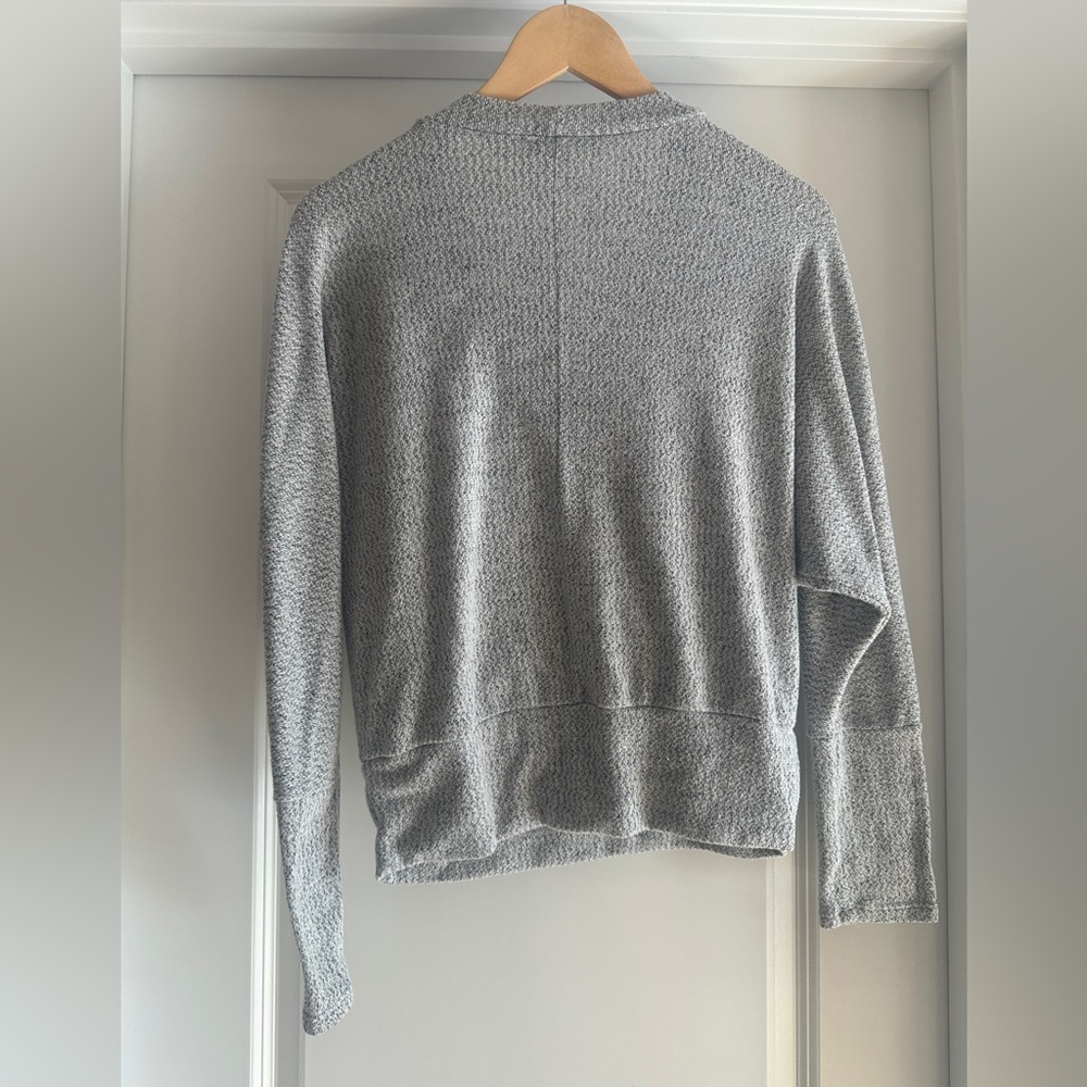 Wantable wrap-front top medium - Picture 5 of 7